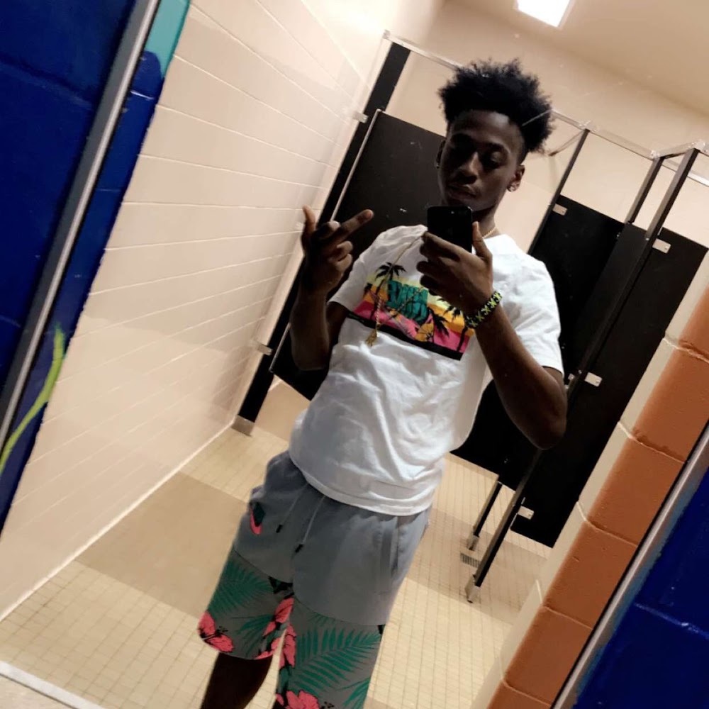 Meet your Posher, Amarie